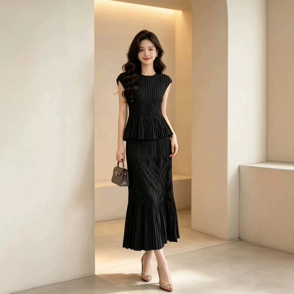 Miyake Japanese Ruffled Round Neck Elastic Waist dress